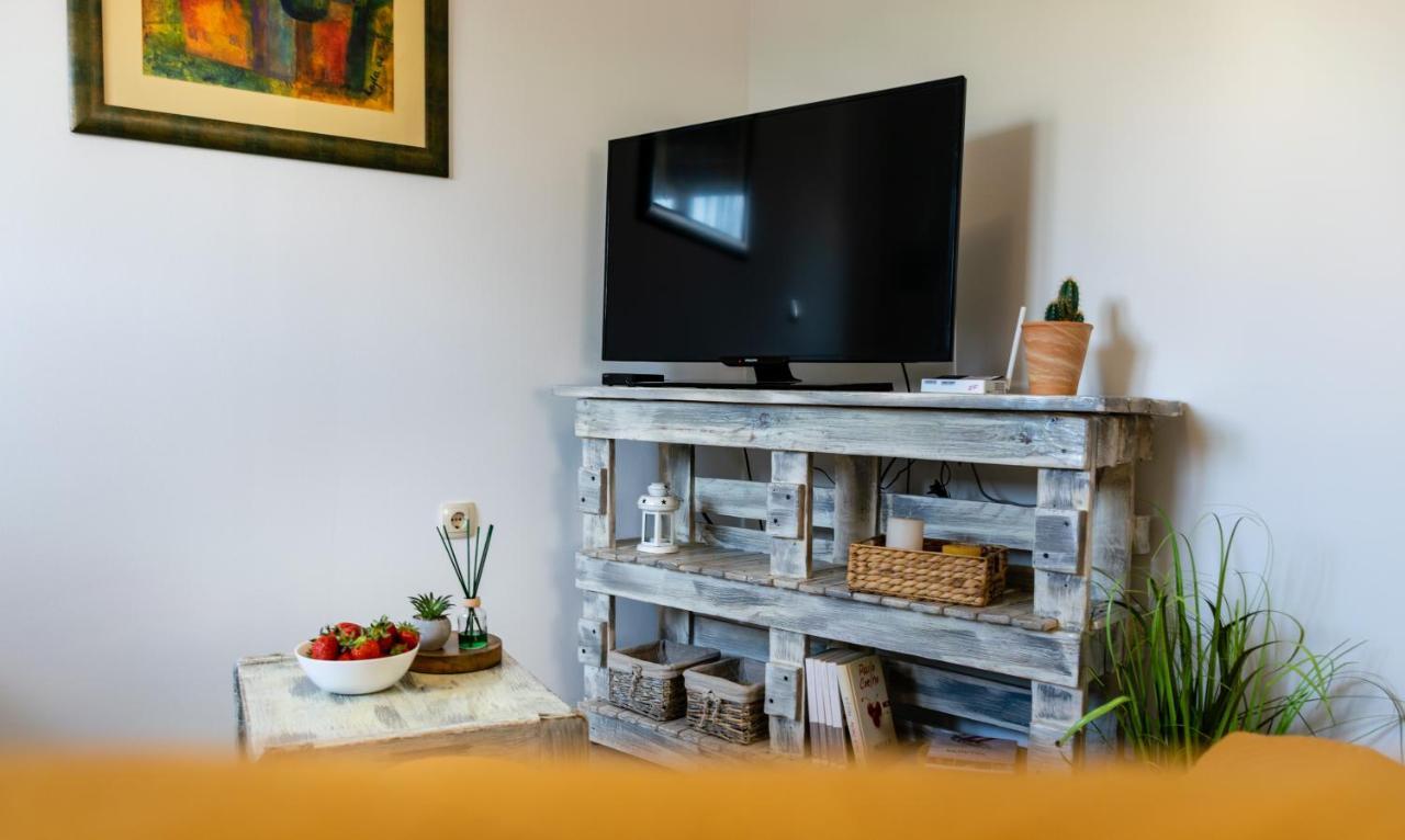 Apartman Tina Metkovic Exterior photo
